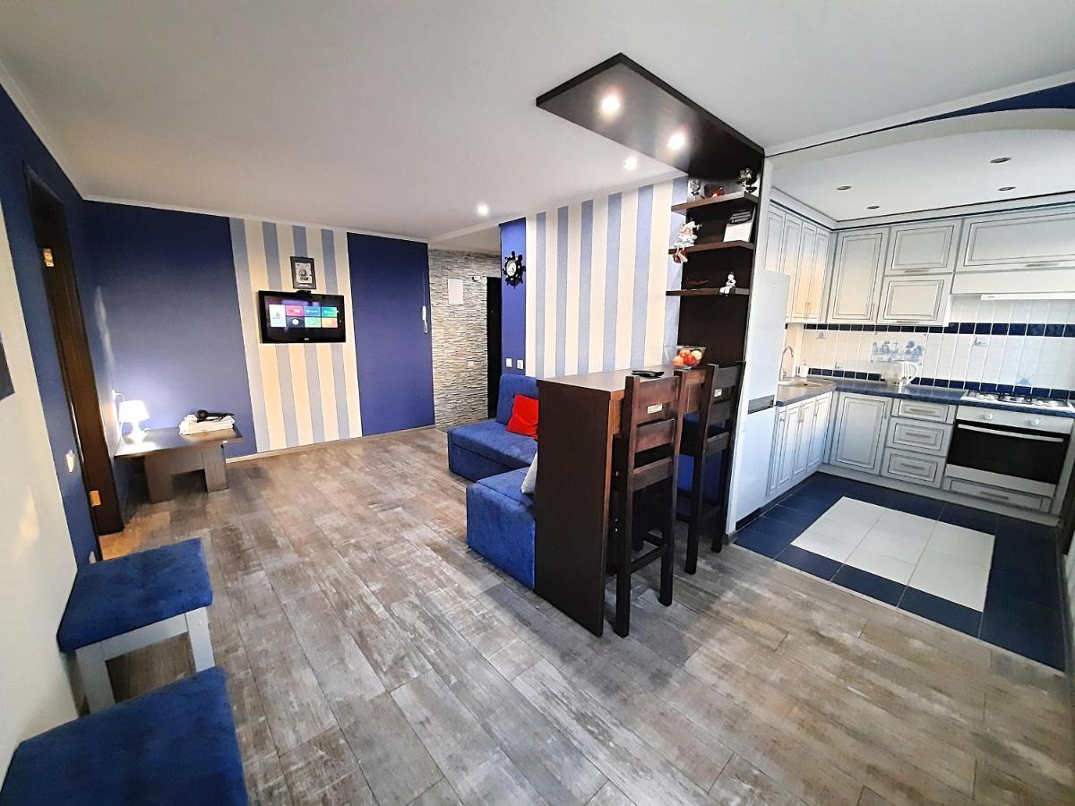 Sea Style - Сеть апартаментов Alex Apartments Бесконтактное заселение 24-7 Полтава Екстер'єр фото